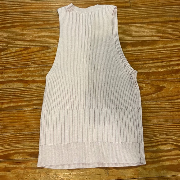 Top - Picture 2 of 3